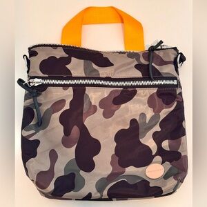 amuse Crossbody Bag in green camo